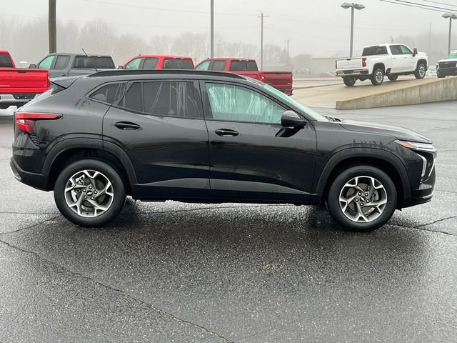 Certified 2024 Chevrolet Trax LT w/ LT Convenience Package image 41