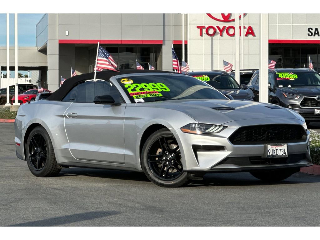Used 2019 Ford Mustang Premium image 2