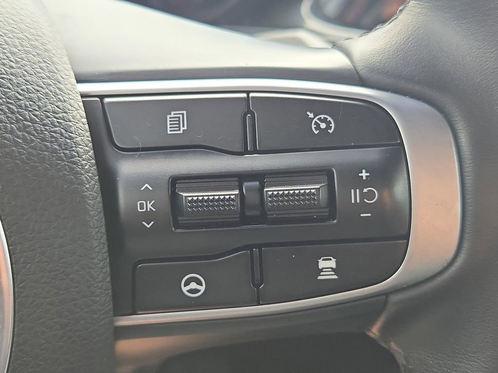 Certified 2024 Kia K5 GT-Line image 32