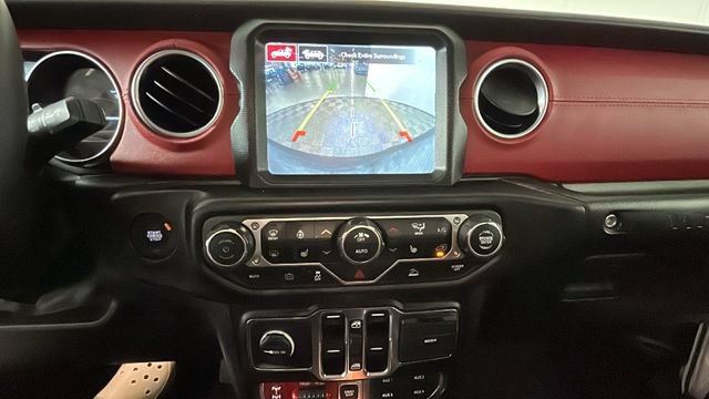 Used 2023 Jeep Wrangler Unlimited Rubicon 4xe AWD/4WD image 23