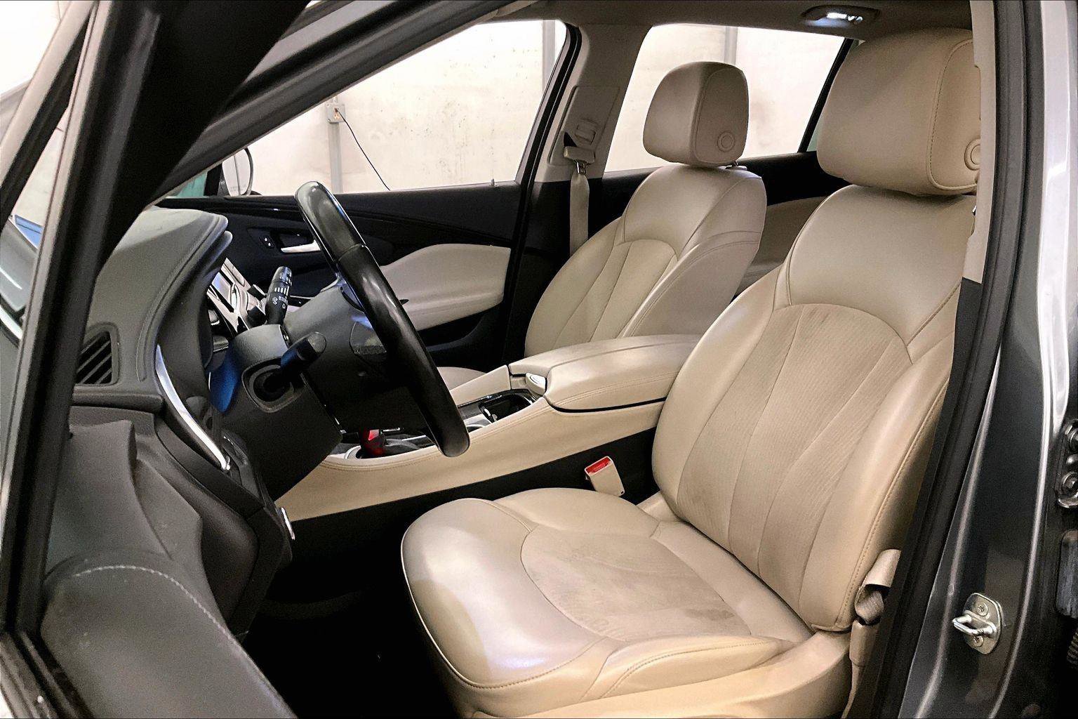 Used 2020 Buick Envision Preferred image 25