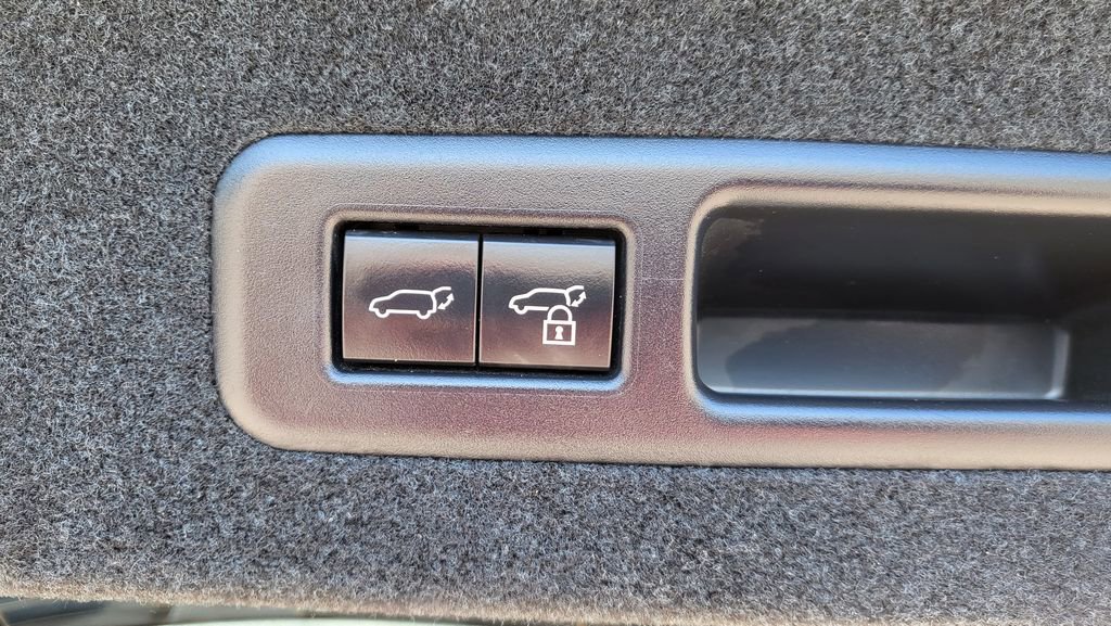 Used 2022 Lexus RX 350L FWD w/ Premium Package image 13
