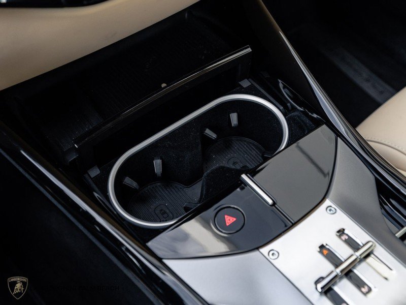 Used 2023 Ferrari Purosangue image 15