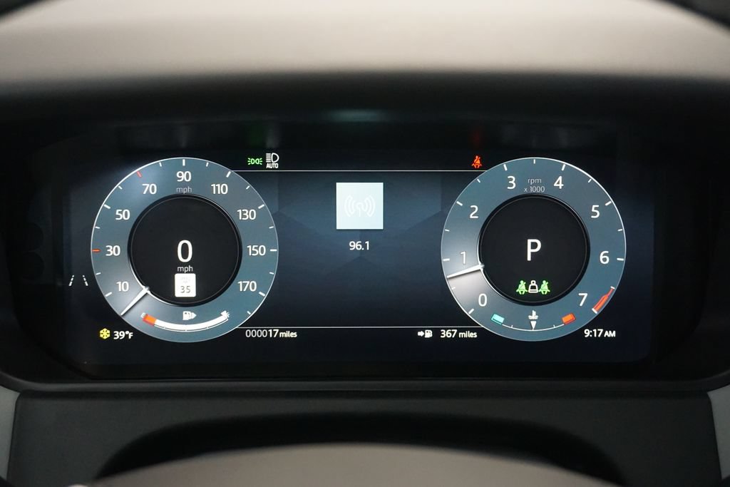 New 2026 Land Rover Range Rover Velar Dynamic SE AWD/4WD image 11