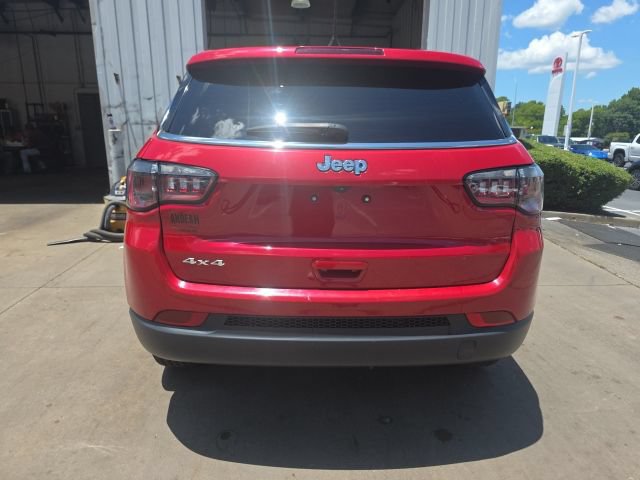 Used 2023 Jeep Compass Sport AWD/4WD image 5