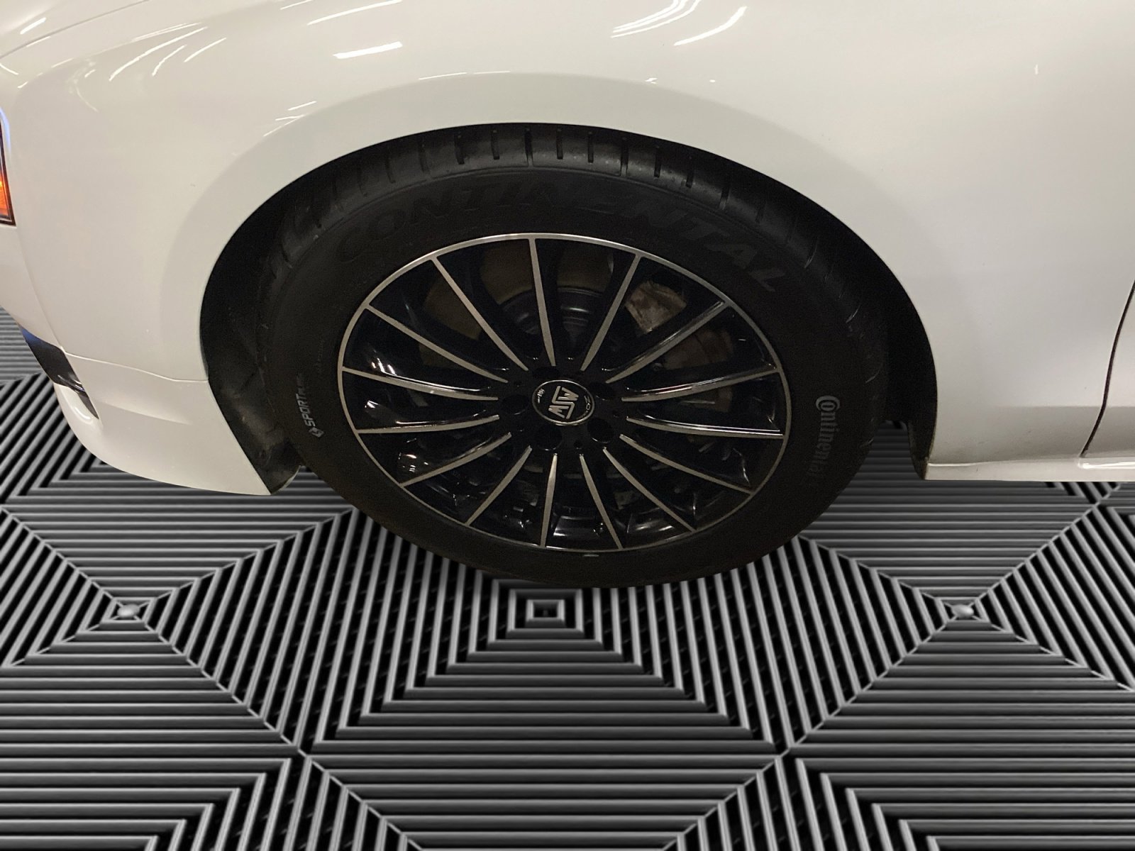 Used 2016 Audi A8 L 4.0T image 14