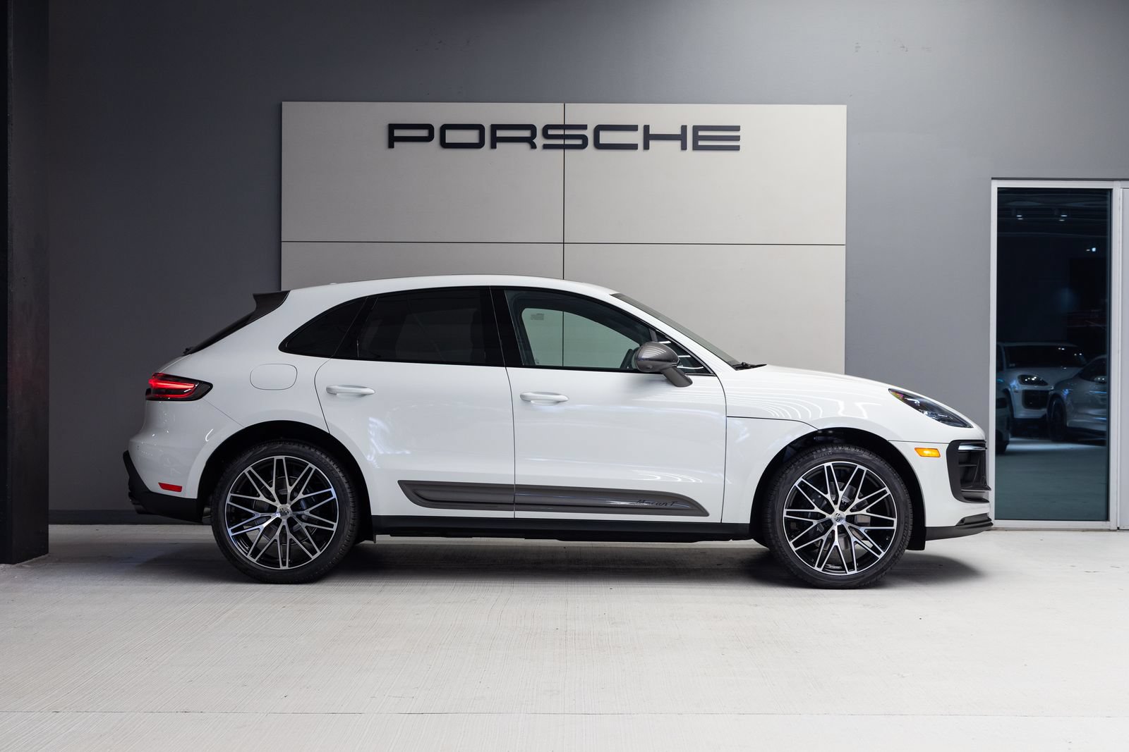 New 2026 Porsche Macan Turbo AWD/4WD image 8