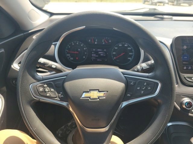 Used 2025 Chevrolet Malibu LT FWD image 15