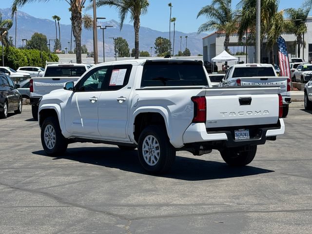 Used 2026 Toyota Tacoma SR5 AWD/4WD image 8