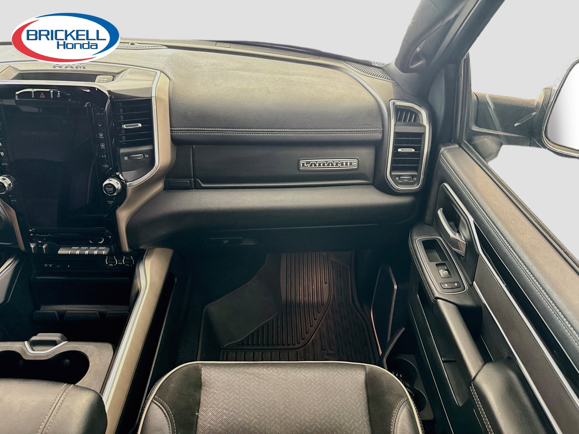 Used 2019 RAM 3500 Laramie AWD/4WD image 18