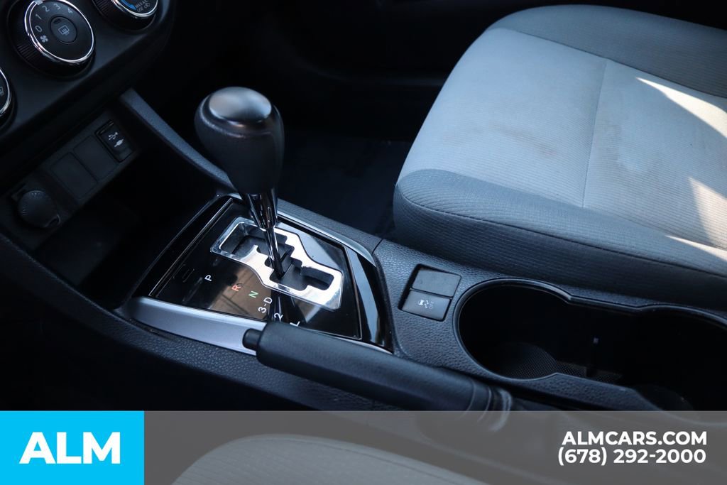 Used 2014 Toyota Corolla L FWD image 33