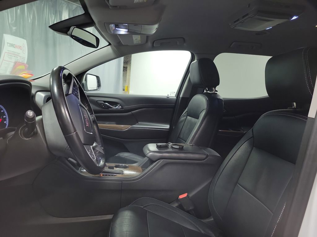 Used 2019 GMC Acadia SLE image 13
