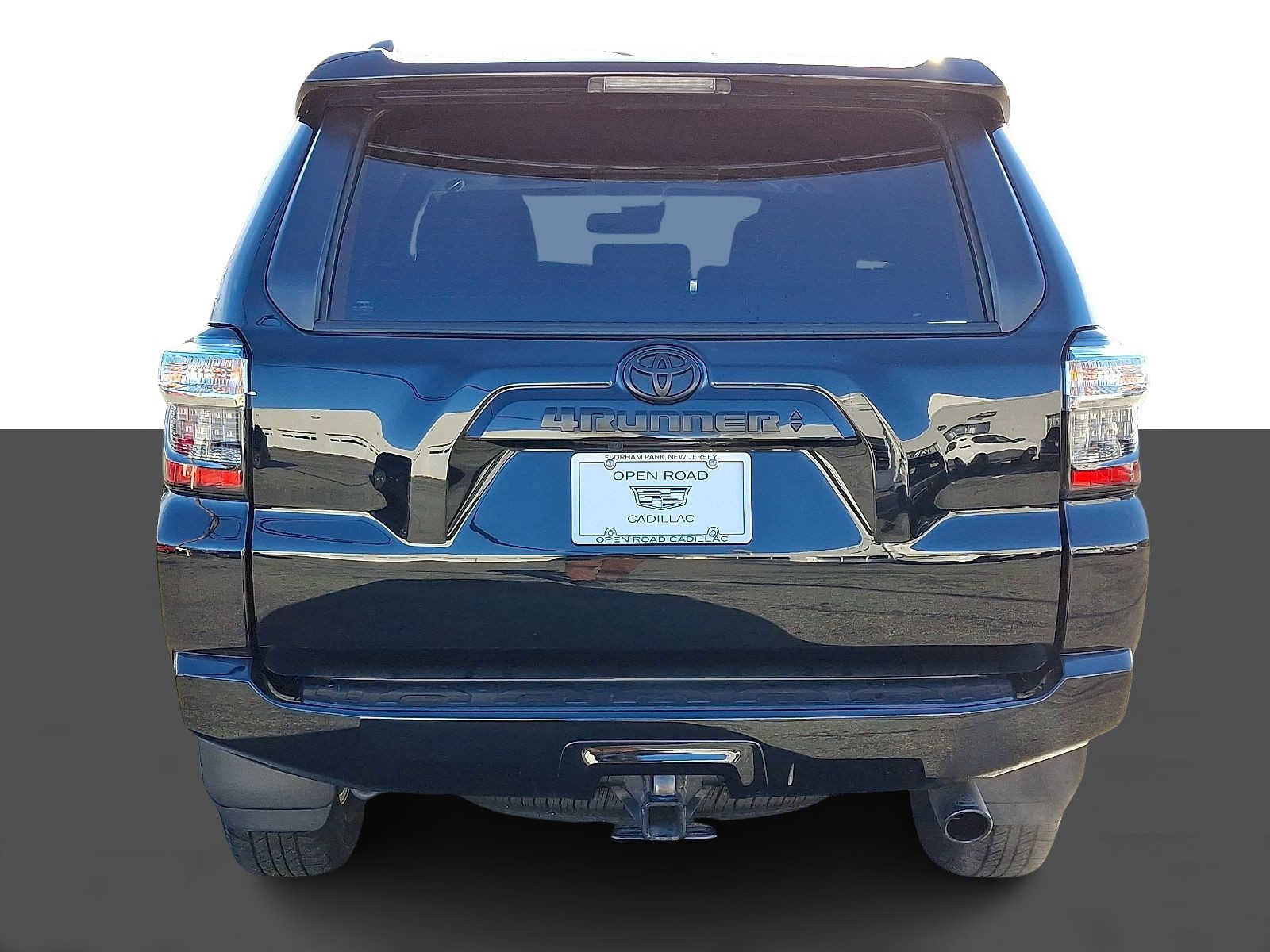Used 2024 Toyota 4Runner SR5 Premium w/ Moonroof Package image 5