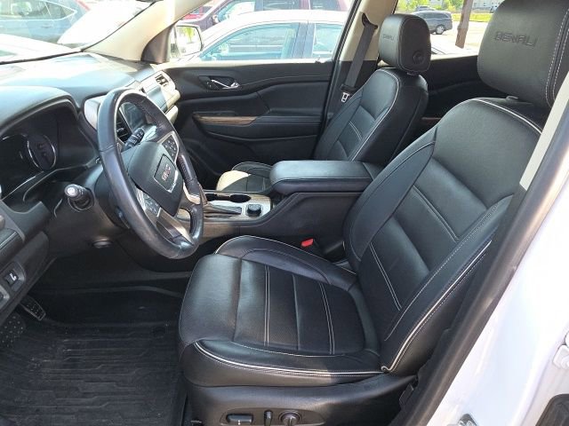 Used 2019 GMC Acadia Denali w/ Technology Package AWD/4WD image 9