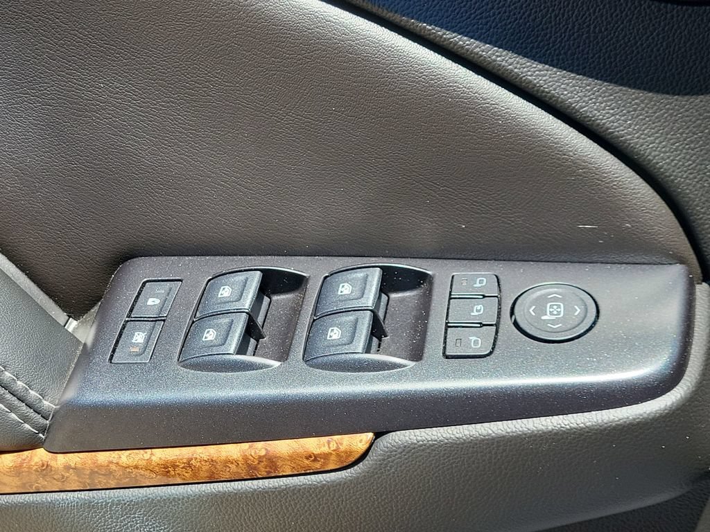 Used 2018 Chevrolet Tahoe Premier AWD/4WD image 8