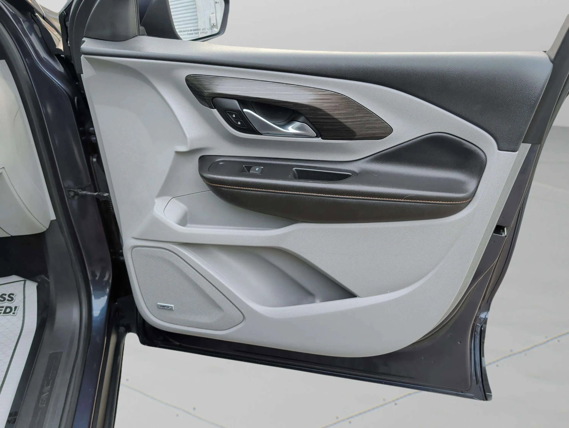 Used 2019 GMC Terrain SLT w/ Infotainment Package II image 35