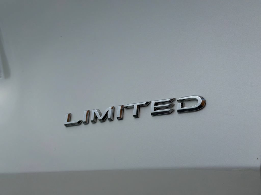 Used 2024 Toyota Grand Highlander FWD image 18