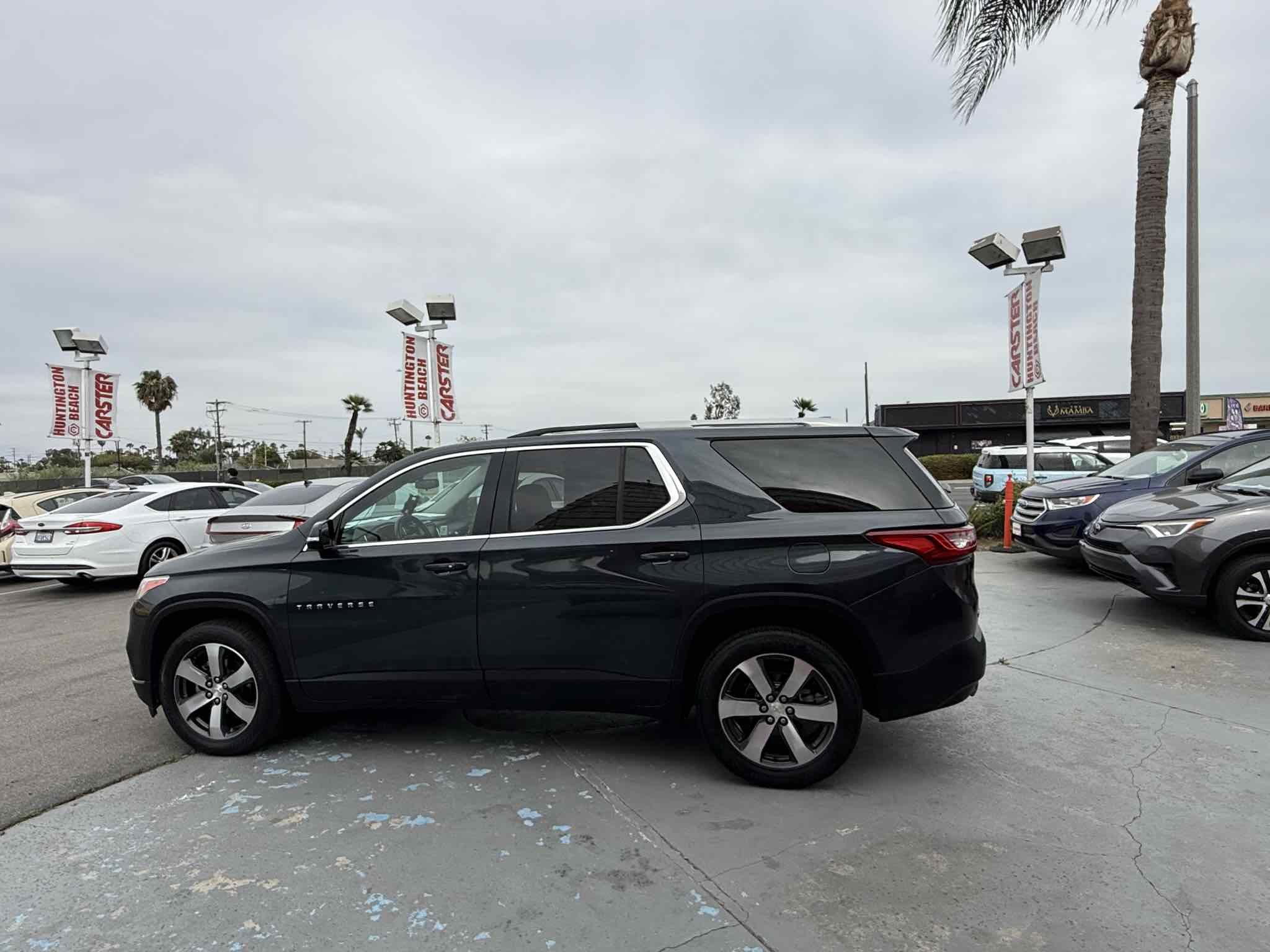Used 2018 Chevrolet Traverse LT image 9