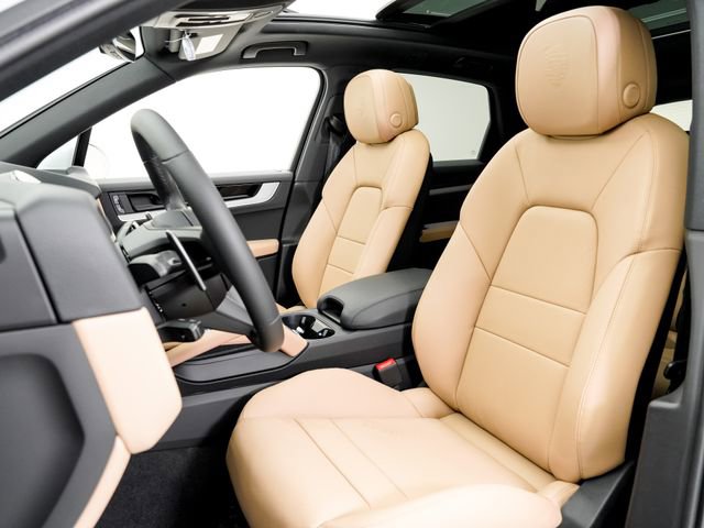 New 2026 Porsche Cayenne image 5