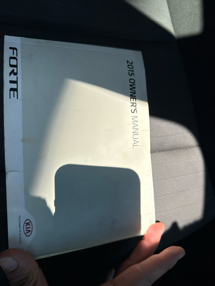 Used 2015 Kia Forte EX image 44