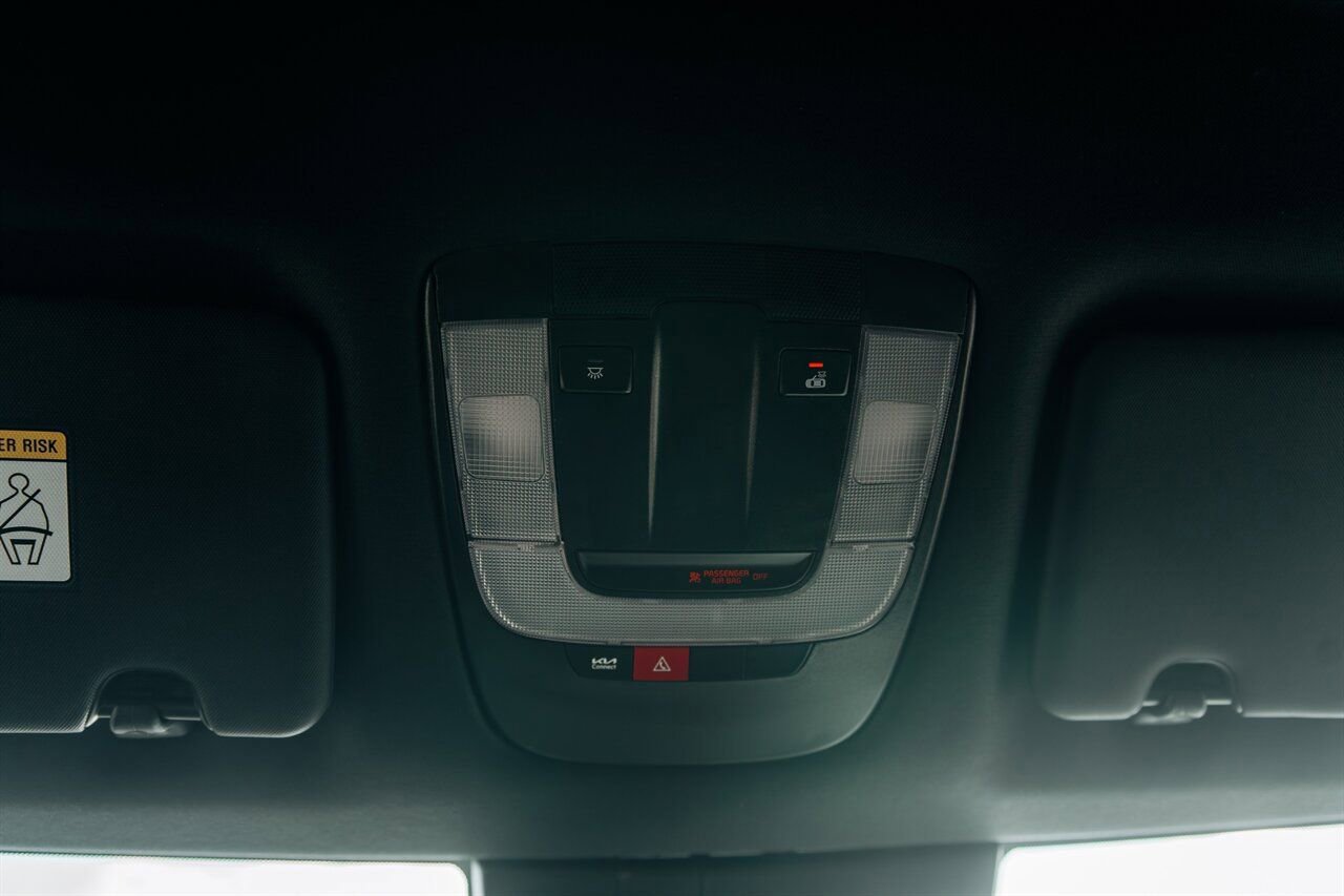 Used 2025 Kia Sportage X-Line image 31