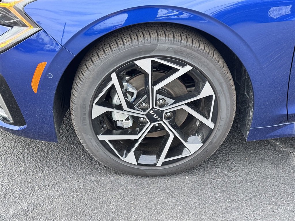 New 2026 Kia K5 EX image 9