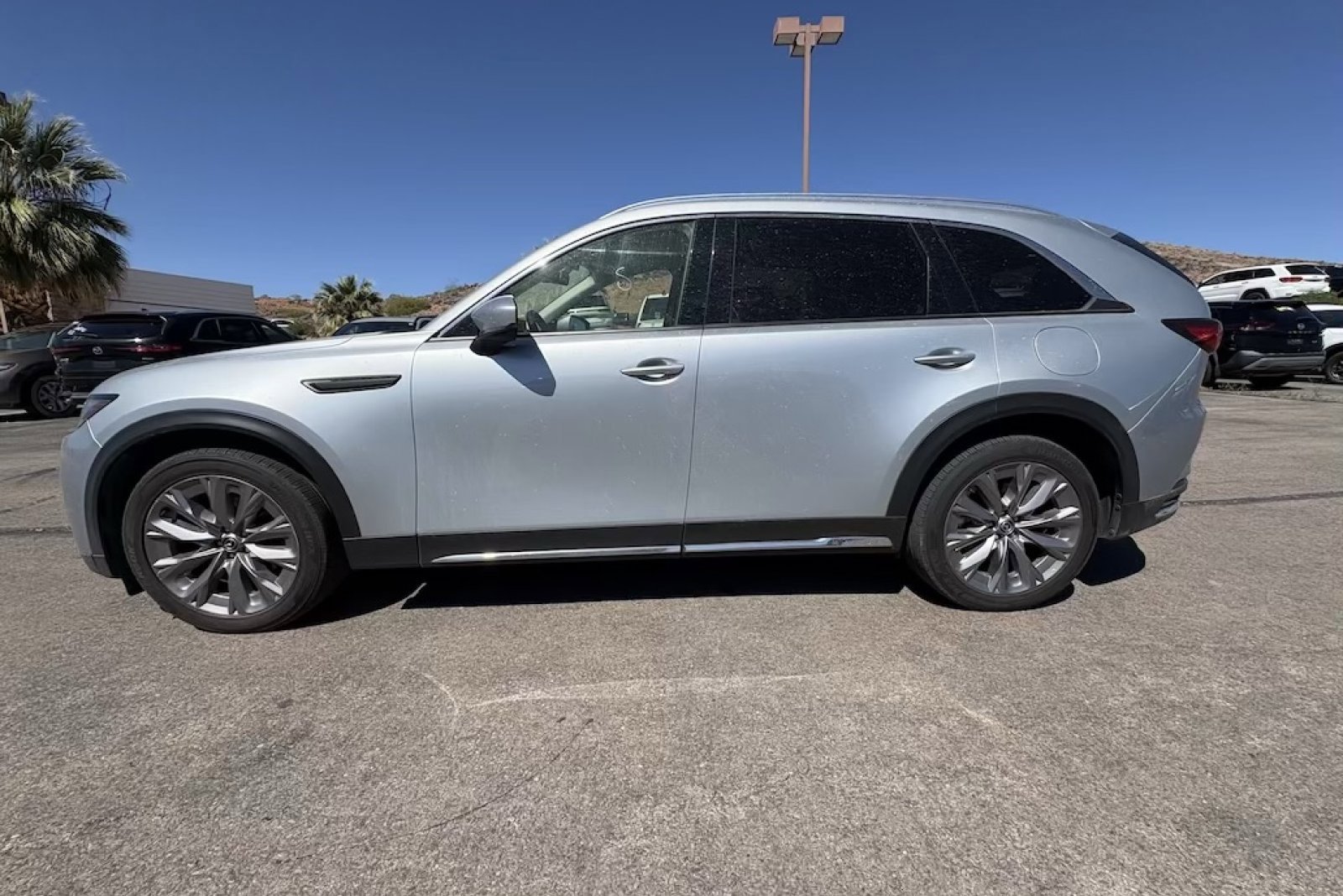 Used 2024 MAZDA CX-90 3.3 Turbo w/ Premium Package image 2