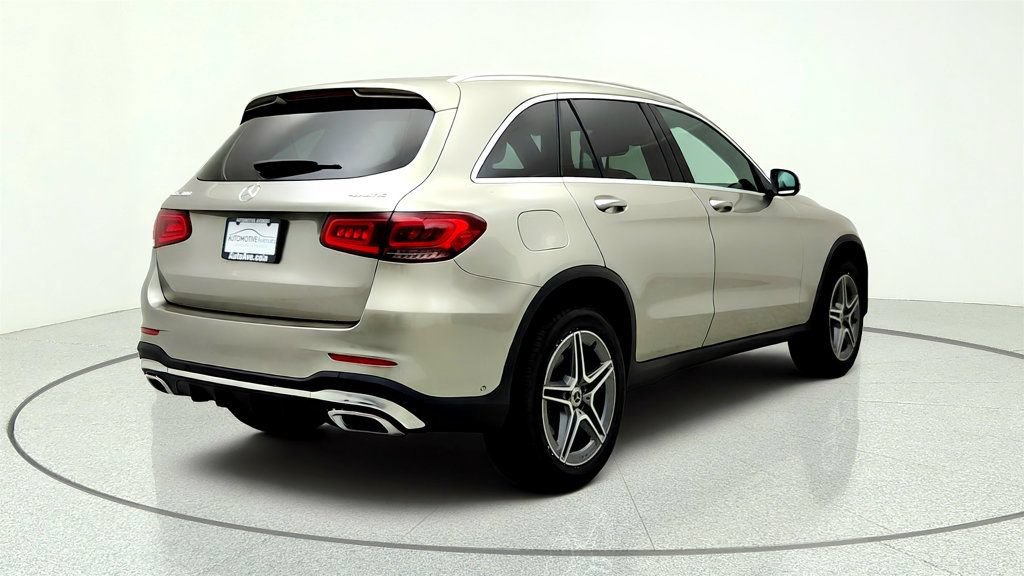 Used 2022 Mercedes-Benz GLC 300 4MATIC image 5