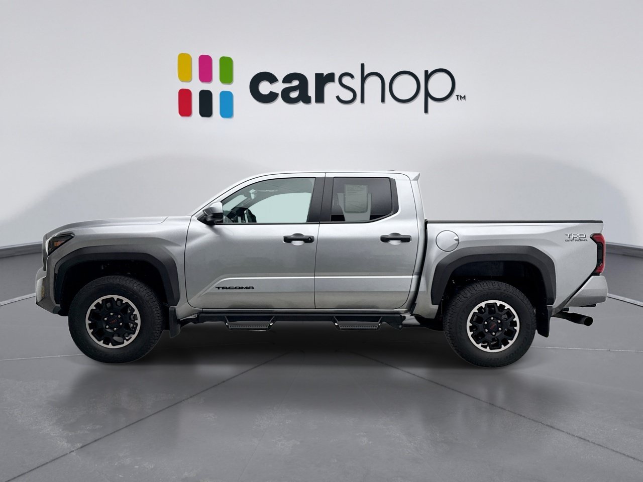 Used 2025 Toyota Tacoma TRD Off-Road AWD/4WD image 2