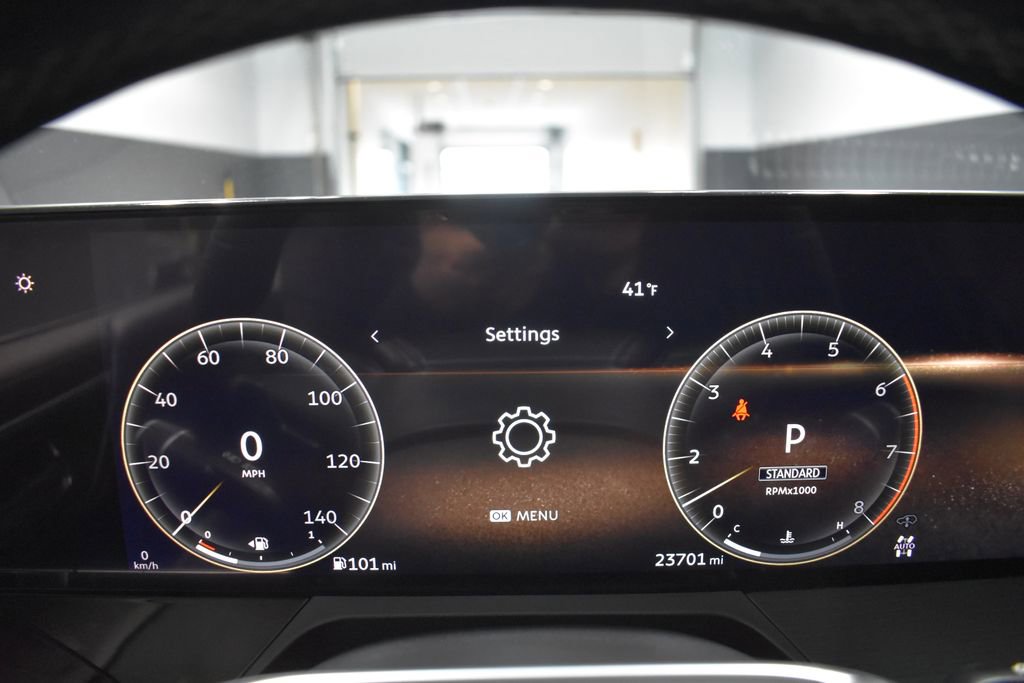 Used 2025 INFINITI QX80 Sensory AWD/4WD image 38