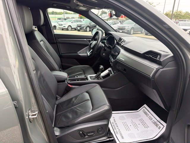 Used 2025 Audi Q3 2.0T Premium AWD/4WD image 22