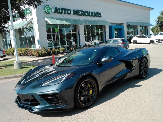 Used 2021 Chevrolet Corvette Stingray Convertible w/ Z51 Performance Package RWD image 2