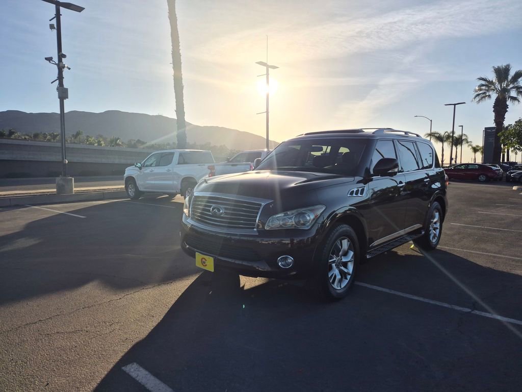 Used 2013 INFINITI QX56 2WD w/ Theater Pkg image 3