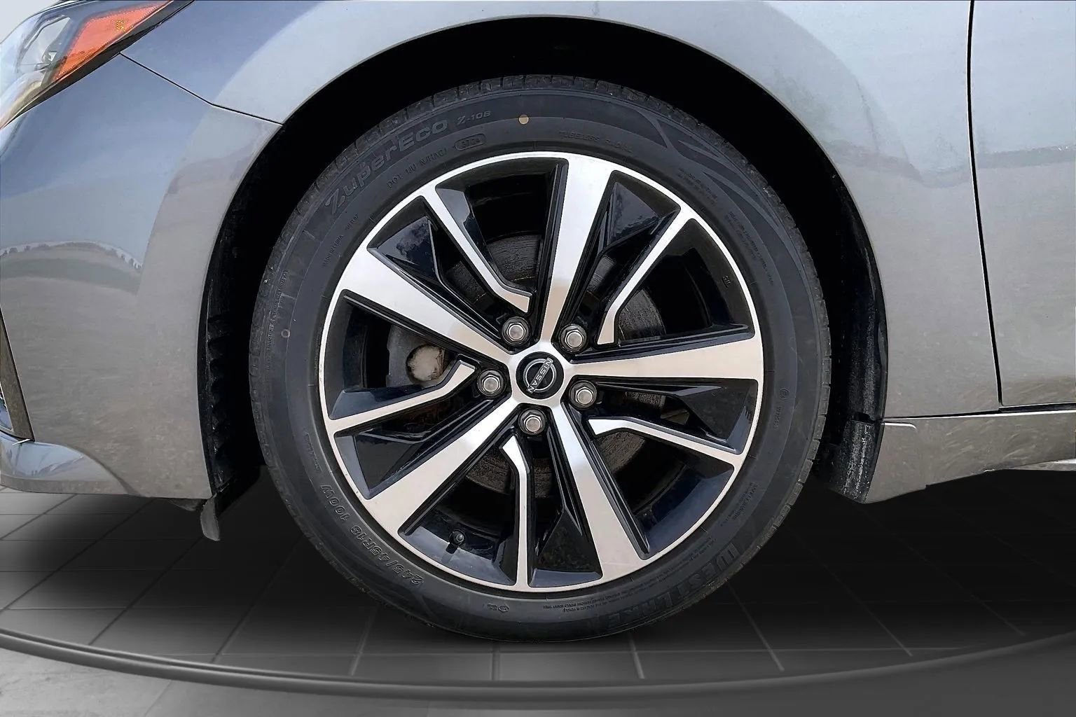 Used 2023 Nissan Maxima SL FWD image 40