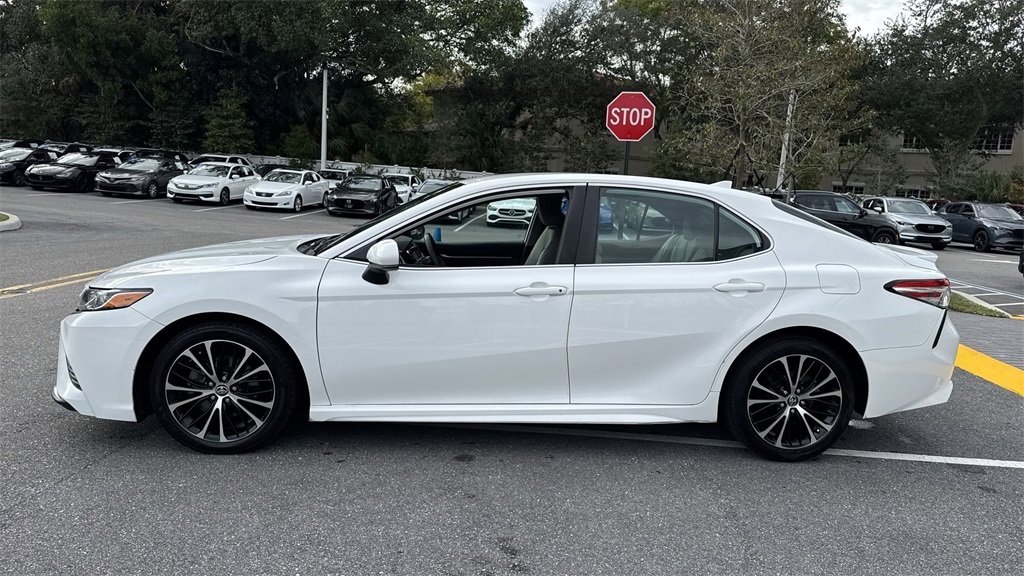 Used 2020 Toyota Camry SE image 12