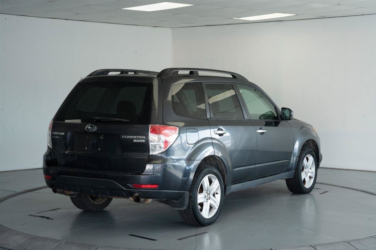 Used 2010 Subaru Forester 2.5X Limited AWD/4WD image 7