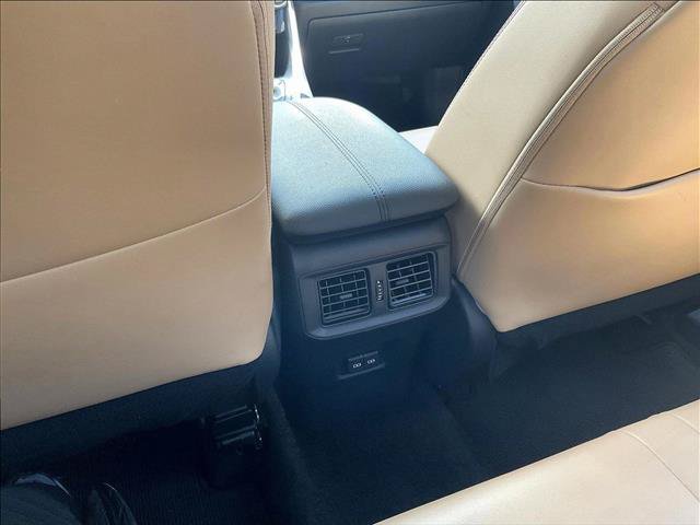 Used 2025 Toyota RAV4 XLE Premium w/ Weather Package AWD/4WD image 24