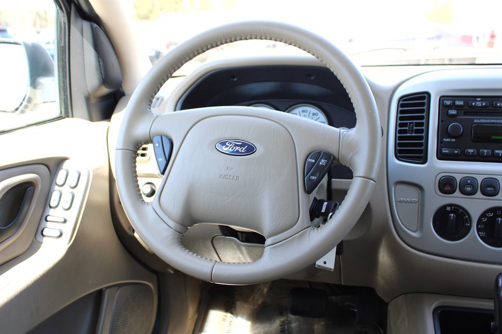 Used 2007 Ford Escape Limited image 14