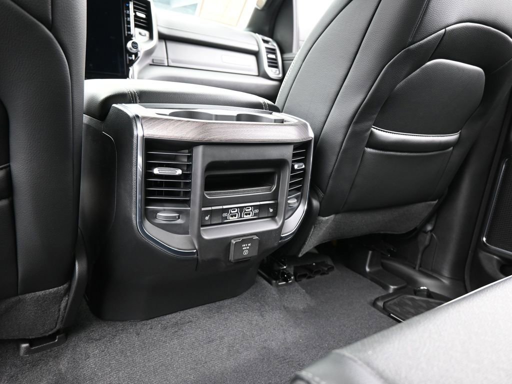Used 2025 RAM 1500 Laramie image 34