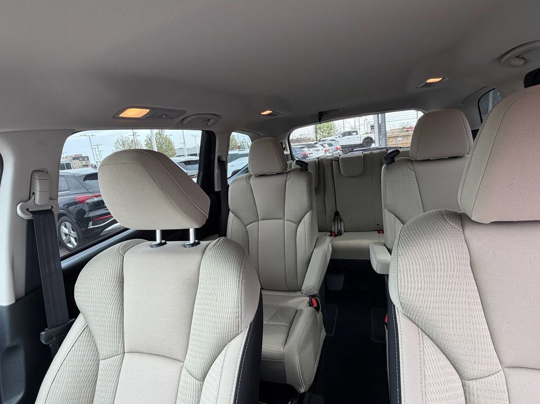 Used 2023 Subaru Ascent Premium w/ Convenience Package image 39