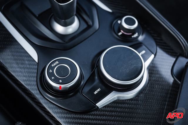 Used 2019 Alfa Romeo Giulia Quadrifoglio w/ Driver Assist Dynamic Package image 26