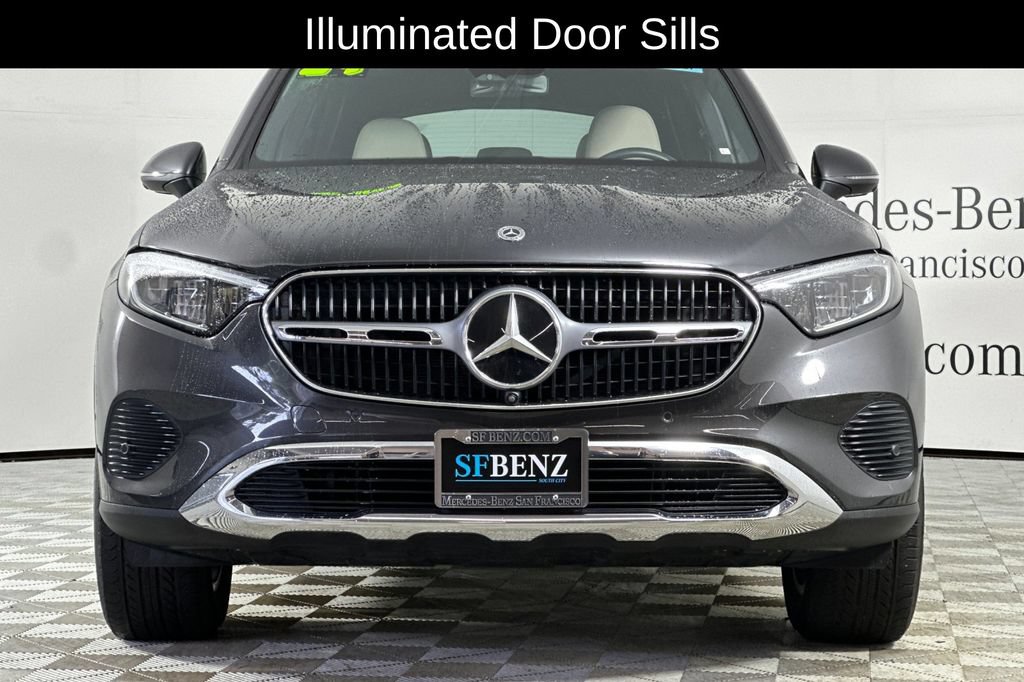 Used 2024 Mercedes-Benz GLC 300 4MATIC image 11