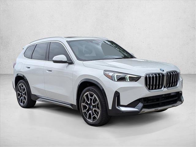 Certified 2025 BMW X1 xDrive28i w/ Technology Package image 3
