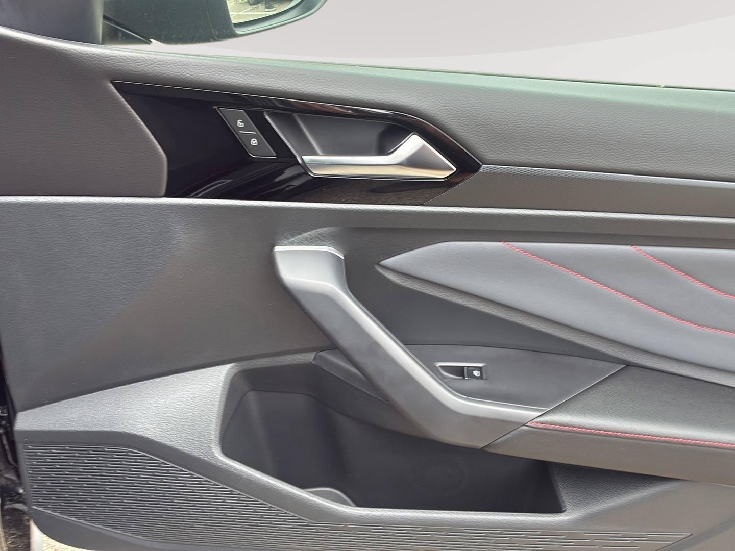 New 2026 Volkswagen Jetta GLI Autobahn FWD image 10