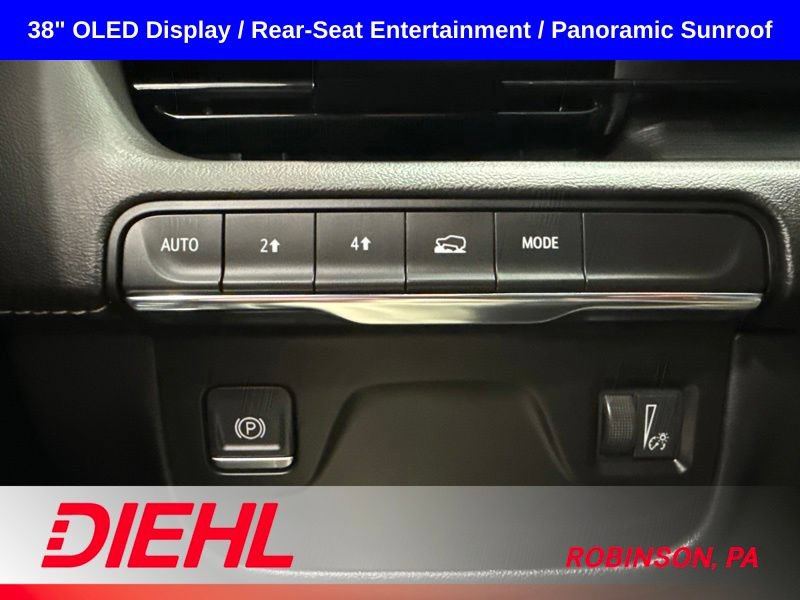 Used 2023 Cadillac Escalade ESV Premium Luxury AWD/4WD image 31