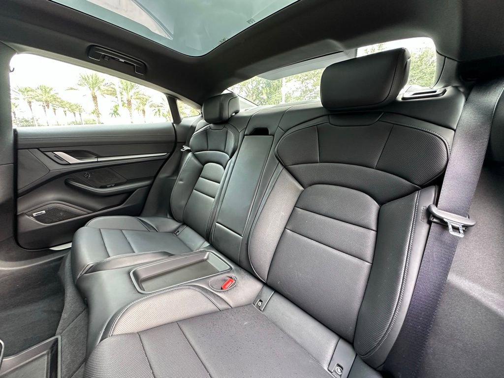 Used 2025 Porsche Taycan 4S image 34