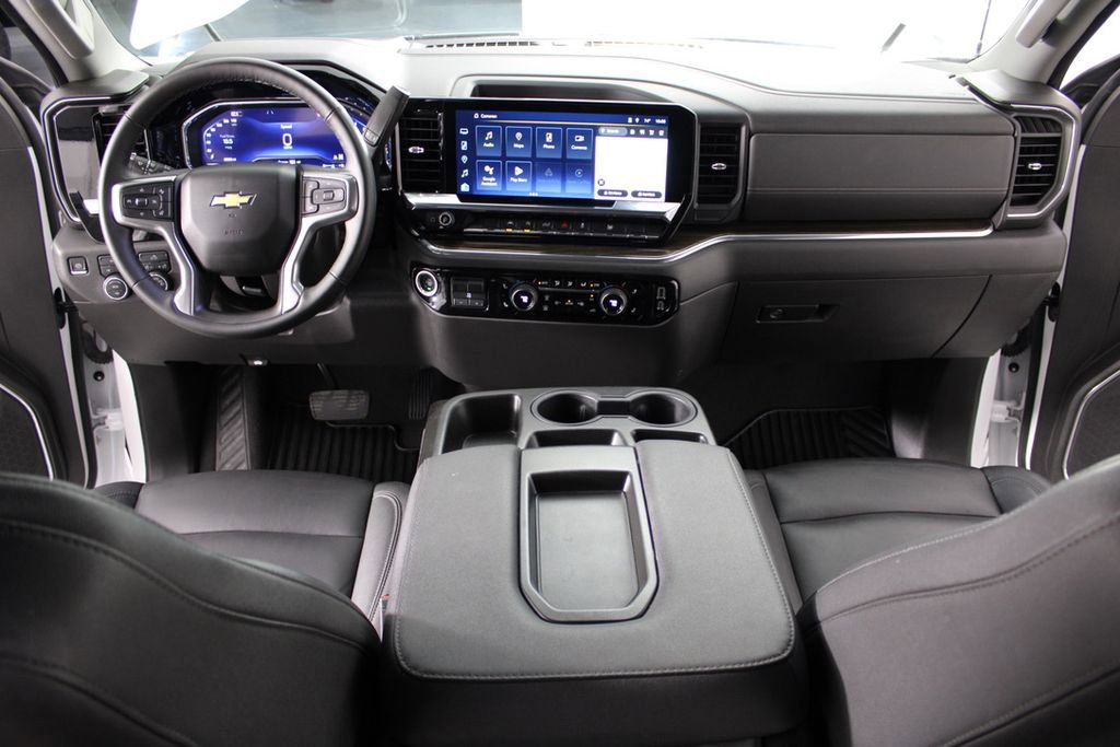 Used 2024 Chevrolet Silverado 1500 LT w/ All Star Edition Plus image 28
