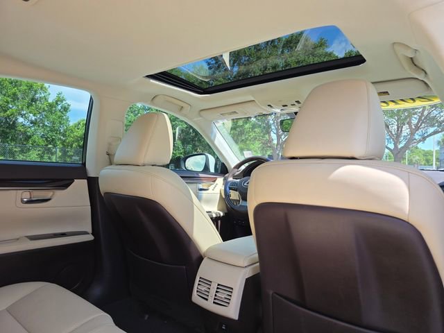 Used 2016 Lexus ES 350 w/ Premium Package w/Wood Trim FWD image 12