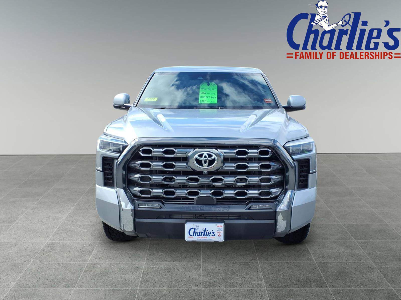 Used 2022 Toyota Tundra Platinum AWD/4WD image 2