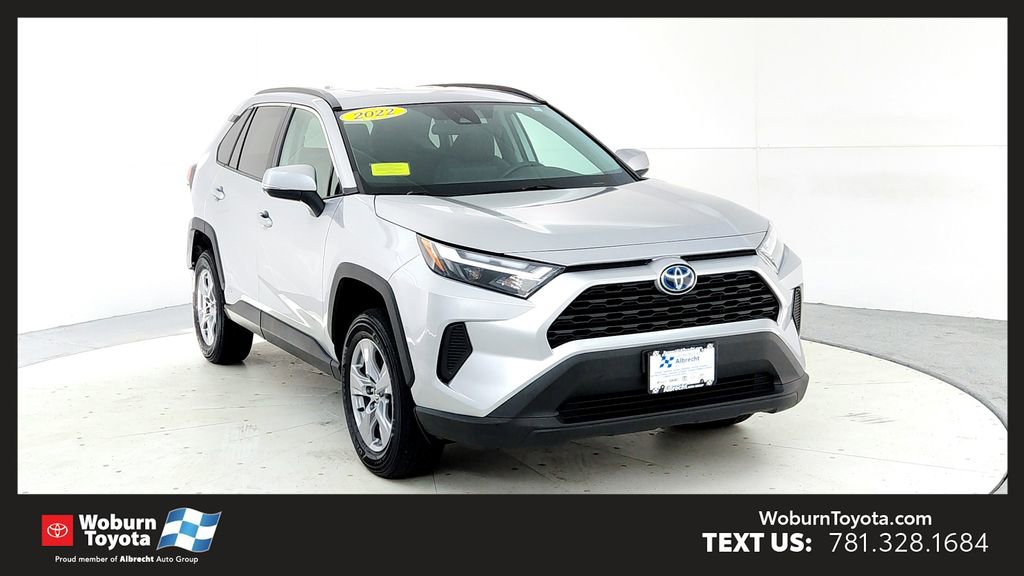 Used 2022 Toyota RAV4 XLE AWD/4WD video 1